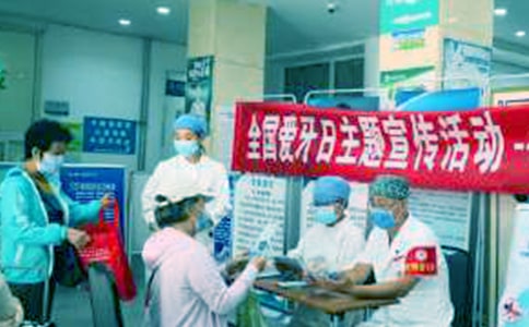 ��������պڰ�����