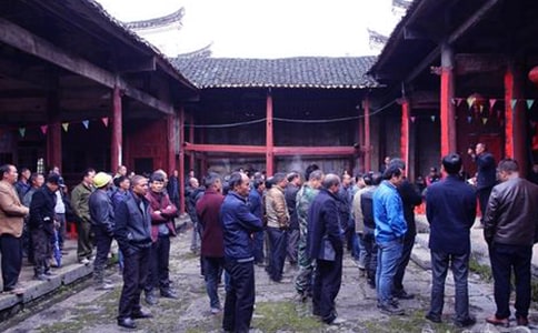 �m�϶������溆���İ�