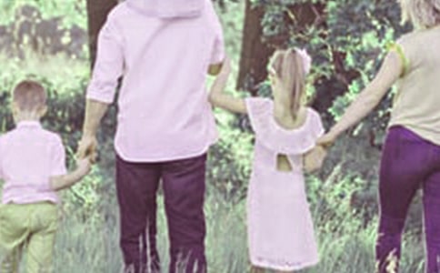 ��ĸ�x��������θ��V�������@���x����ͥ�����ĵ�һ����