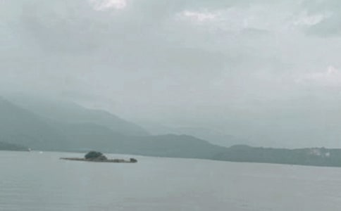 《日月潭的傳說(shuō)》教學(xué)反思