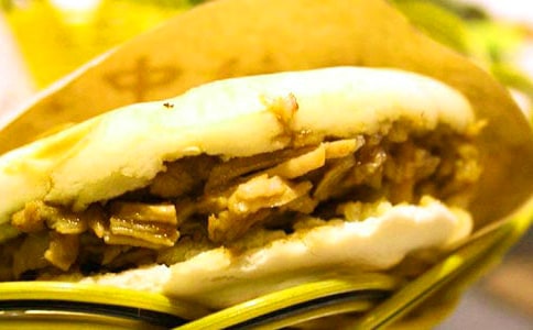 關于西安美食的話題作文:美味的西安肉夾饃