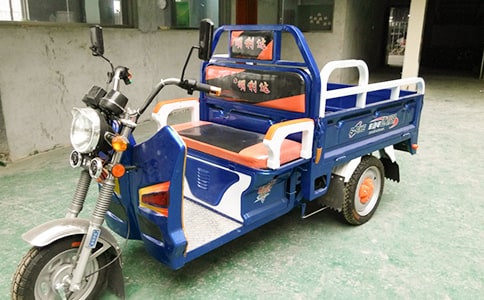 三輪車夫的詩歌