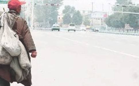 拾荒老人我的偶像作文