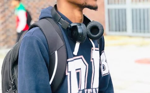 �W�L���I�İ���W