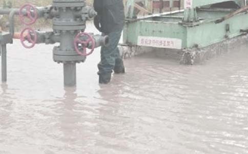 ˮ�ϵ�����MԊ���x